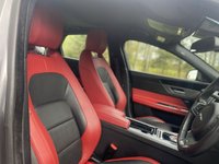 USED 2015 65 JAGUAR XF 3.0 V6 S 4d 296 BHP 3.0 V6 S Model Premium Spec