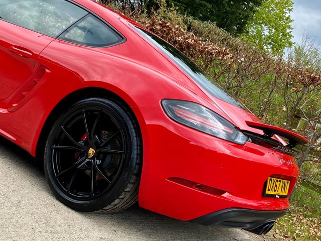 View our PORSCHE 718