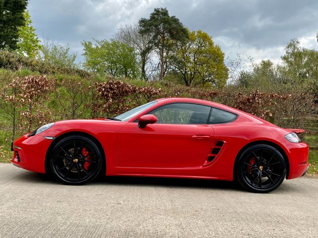 View our PORSCHE 718