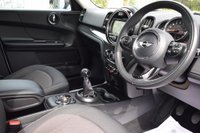 USED 2017 17 MINI COUNTRYMAN 2.0 COOPER D 5d 148 BHP 47,000 MILES! SERVICE HISTORY! 2 KEYS! SAT NAV! DAB! AC!