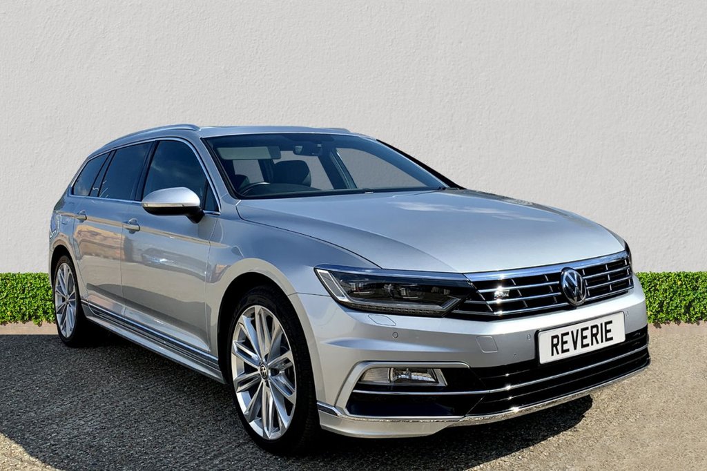 View our VOLKSWAGEN PASSAT