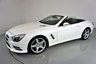 USED 2013 63 MERCEDES-BENZ SL 3.5 SL350 2d 306 BHP-DIAMOND WHITE METALLIC-HEATED RED LEATHER-ACTIVE PARK ASSIST-SPORTS STEERING WHEEL-CLIMATE CONTROL-CRUISE CONTROL-AIRSCARF SYSTEM AT FRONT-GLASS ROOF-SPORTS SUSPENSION-COMAND APS WITH DVD CHANGER-AMG 19
