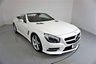 USED 2013 63 MERCEDES-BENZ SL 3.5 SL350 2d 306 BHP-DIAMOND WHITE METALLIC-HEATED RED LEATHER-ACTIVE PARK ASSIST-SPORTS STEERING WHEEL-CLIMATE CONTROL-CRUISE CONTROL-AIRSCARF SYSTEM AT FRONT-GLASS ROOF-SPORTS SUSPENSION-COMAND APS WITH DVD CHANGER-AMG 19