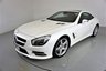 USED 2013 63 MERCEDES-BENZ SL 3.5 SL350 2d 306 BHP-DIAMOND WHITE METALLIC-HEATED RED LEATHER-ACTIVE PARK ASSIST-SPORTS STEERING WHEEL-CLIMATE CONTROL-CRUISE CONTROL-AIRSCARF SYSTEM AT FRONT-GLASS ROOF-SPORTS SUSPENSION-COMAND APS WITH DVD CHANGER-AMG 19