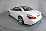 USED 2013 63 MERCEDES-BENZ SL 3.5 SL350 2d 306 BHP-DIAMOND WHITE METALLIC-HEATED RED LEATHER-ACTIVE PARK ASSIST-SPORTS STEERING WHEEL-CLIMATE CONTROL-CRUISE CONTROL-AIRSCARF SYSTEM AT FRONT-GLASS ROOF-SPORTS SUSPENSION-COMAND APS WITH DVD CHANGER-AMG 19