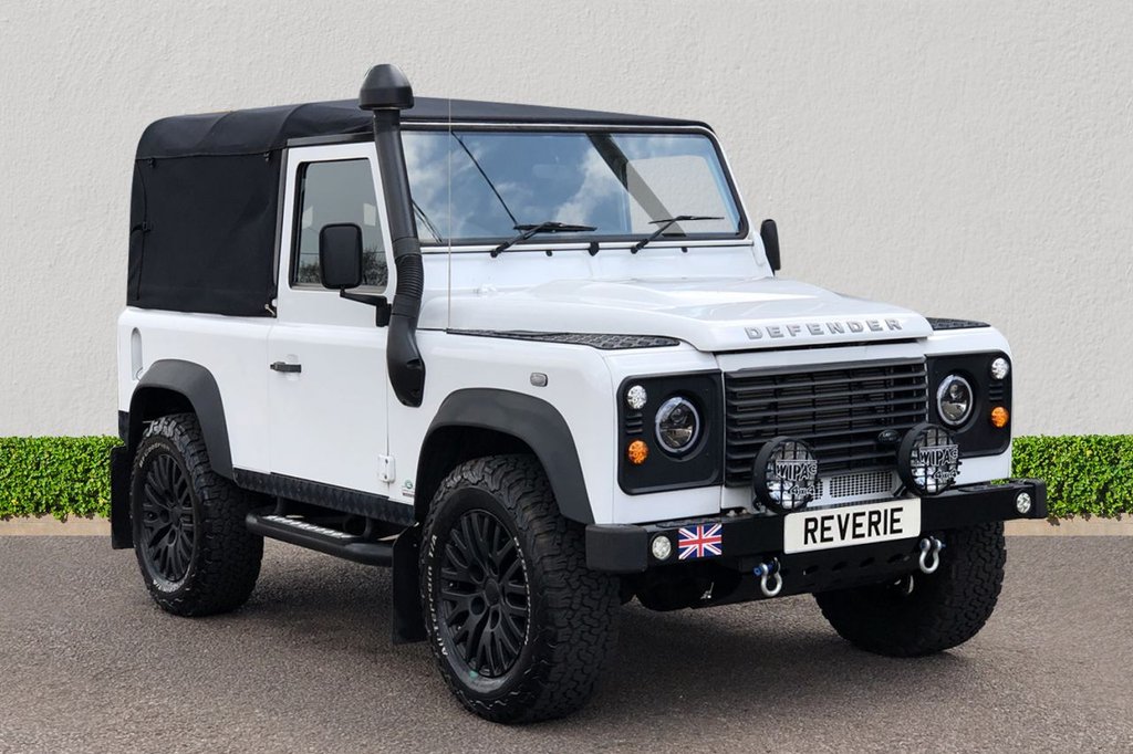 View our LAND ROVER DEFENDER