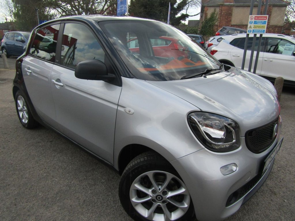 View our SMART FORFOUR