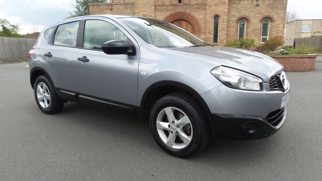 View our NISSAN QASHQAI