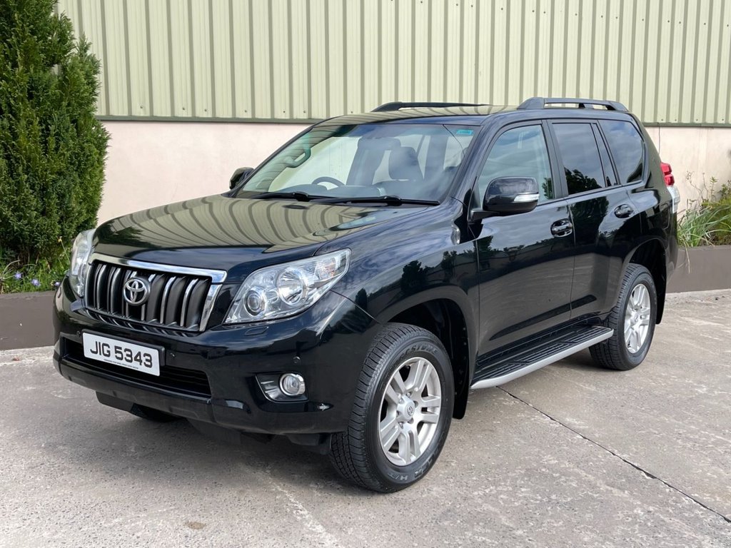 View our TOYOTA LAND CRUISER