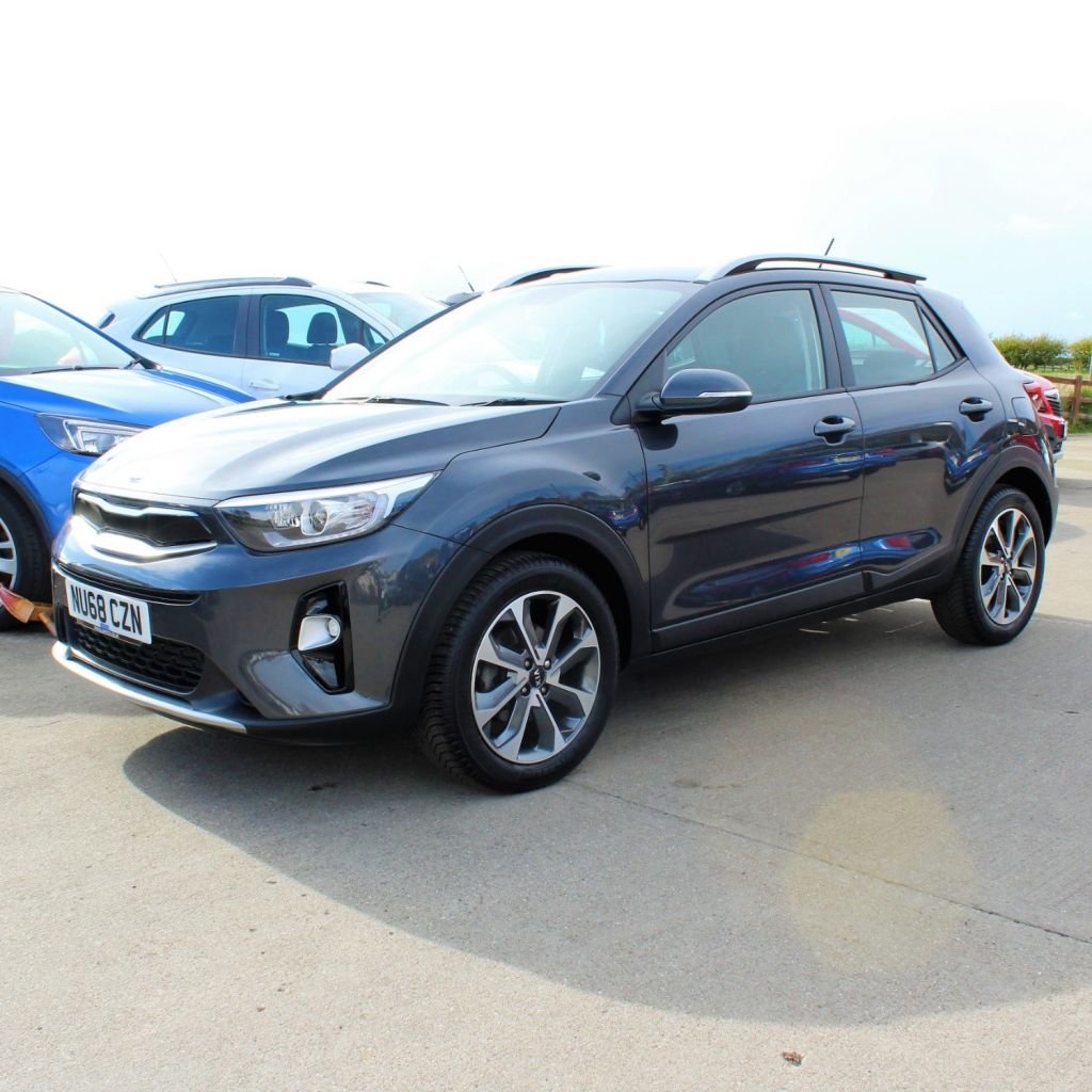 View our KIA STONIC