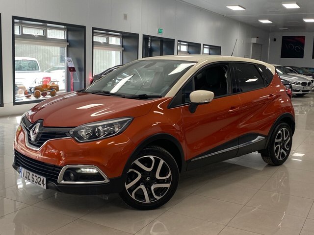 View our RENAULT CAPTUR