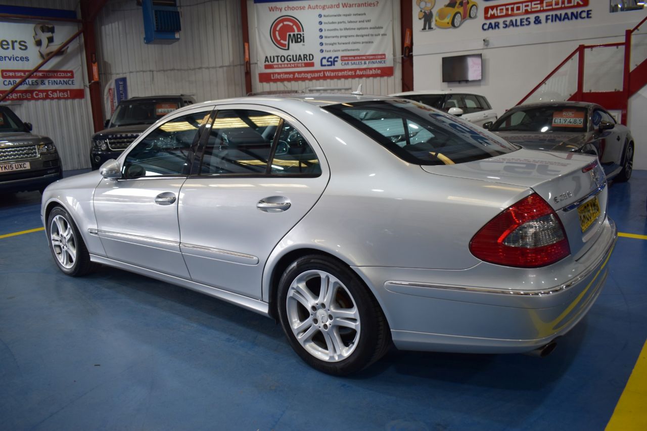 09 Mercedes Benz E Class E280 Cdi Avantgarde 5 745
