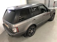 USED 2010 B LAND ROVER RANGE ROVER 4.4 TDV8 VOGUE SE 5d 313 BHP * ADAPTIVE CRUISE CONTROL * MOT NOV 2021 * HEATED/COOLED FRONT SEATS * HDD NAVIGATION SYSTEM *