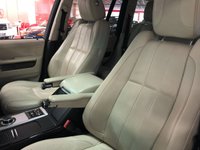 USED 2010 B LAND ROVER RANGE ROVER 4.4 TDV8 VOGUE SE 5d 313 BHP * ADAPTIVE CRUISE CONTROL * MOT NOV 2021 * HEATED/COOLED FRONT SEATS * HDD NAVIGATION SYSTEM *