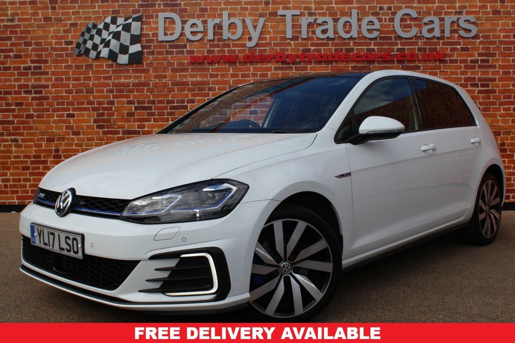 View our VOLKSWAGEN GOLF