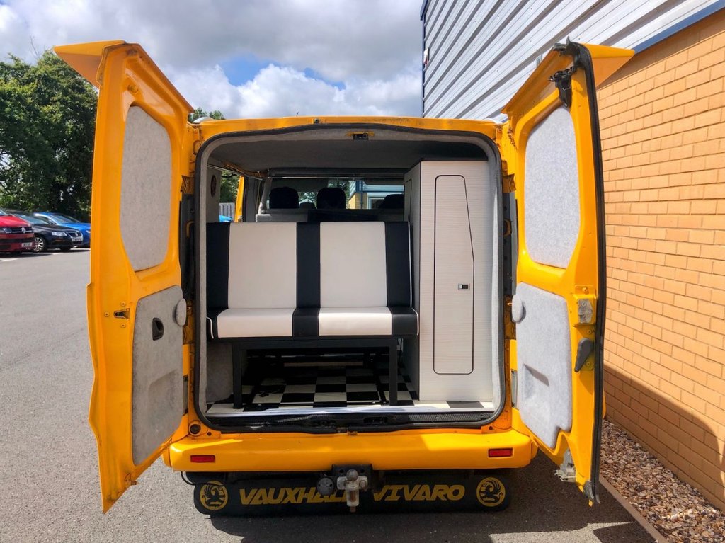 USED 2003 03 VAUXHALL VIVARO Camper // Day Van // 2700 SWB // 1.9 DI 80 BHP // px swap 