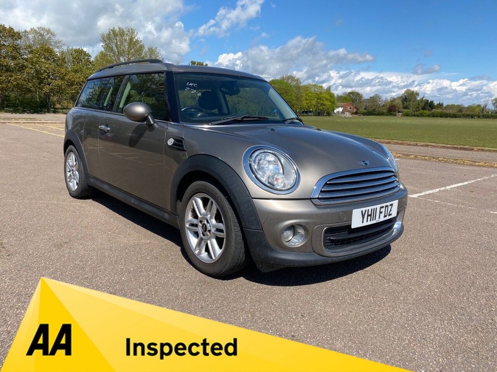 View our MINI CLUBMAN
