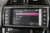 USED 2017 12 JAGUAR F-PACE 2.0 PRESTIGE AWD 5d 178 BHP 