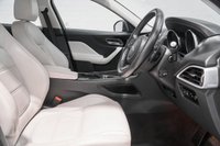 USED 2017 12 JAGUAR F-PACE 2.0 PRESTIGE AWD 5d 178 BHP 
