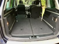 USED 2011 11 VOLKSWAGEN SHARAN 2.0 EXECUTIVE TDI DSG 5d AUTO 138 BHP 6 CAPTAIN CHAIR LEATHER SEATS//PAN ROOF//SATNAV//X7 SERVICE STAMPS/ MASSIVE SPEC//MASSIVE CAMBELT SERVICE DONE 138 BHP 6 CAPTAIN CHAIR LEATHER SEATS//PAN ROOF//SATNAV//X7 SERVICE STAMPS CAMBELT WATERPUMP RENEWED @44,590 MILES