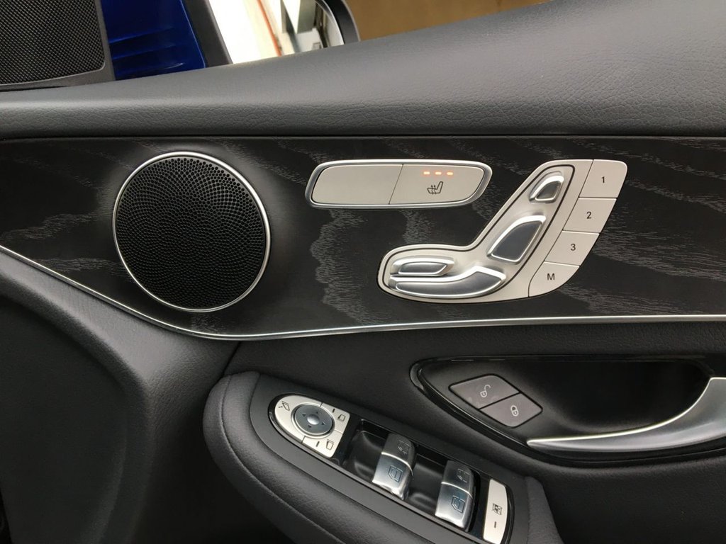USED 2019 19 MERCEDES-BENZ GLC-CLASS 2.1 GLC 220 D 4MATIC SPORT PREMIUM 4d 168 BHP 