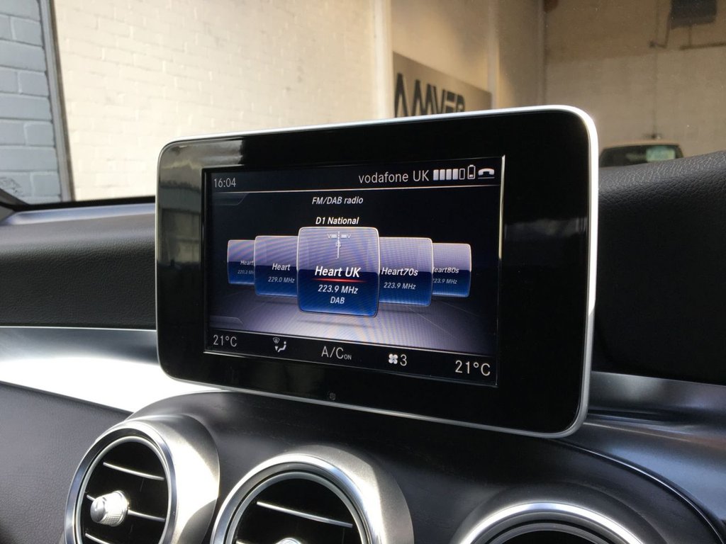 USED 2019 19 MERCEDES-BENZ GLC-CLASS 2.1 GLC 220 D 4MATIC SPORT PREMIUM 4d 168 BHP 