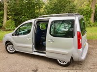 USED 2010 60 CITROEN BERLINGO 1.6 MULTISPACE VTR HDI 5d 90 BHP MODUTOP ROOF STORAGE AIR FRESHENER//REAR PARK SENSORS//ELECTRIC FOLDING MIRRORS\CRUISE CONTROL/ 90 BHP MODUTOP ROOF STORAGE AIR FRESHENER//REAR PARK SENSORS//ELECTRIC FOLDING MIRRORS//AUX-IN // USB PORT