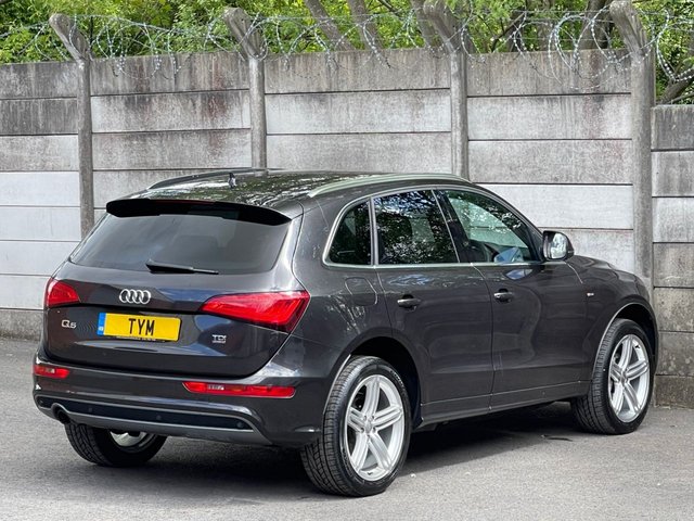 2013 AUDI Q5 - Photo 3