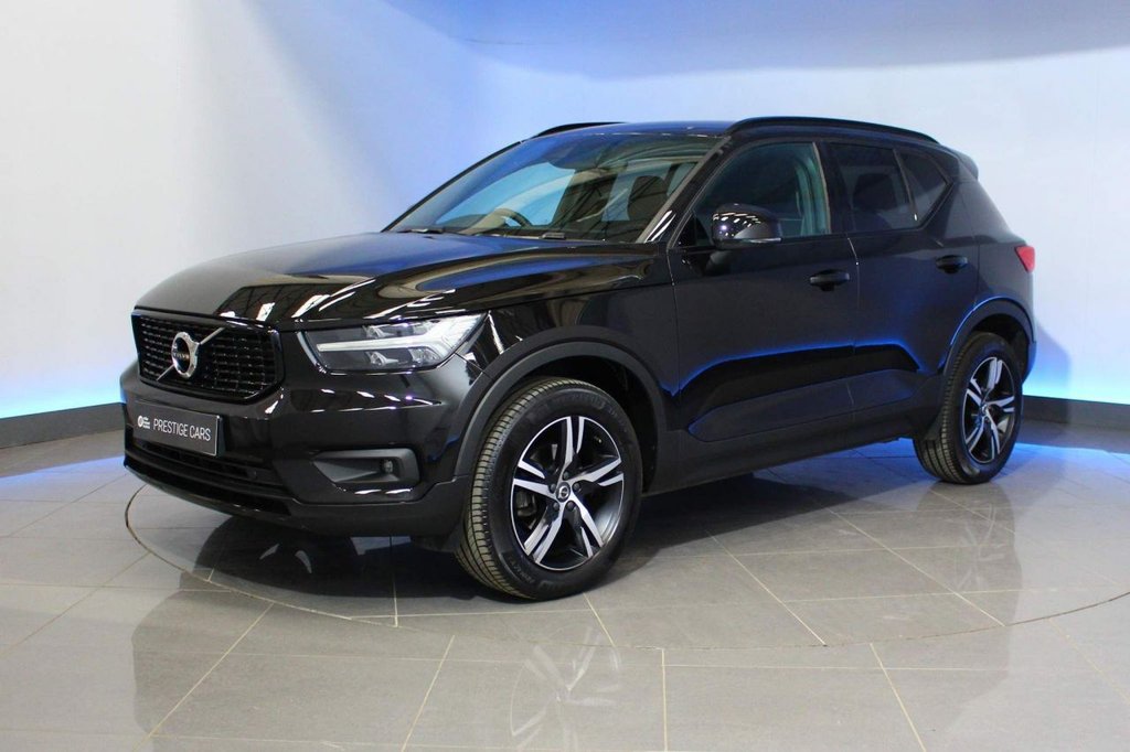View our VOLVO XC40