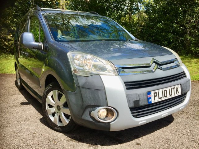 2010 10 Citroen Berlingo 1.6 MULTISPACE XTR HDI 5d 90 BHP // 2 OWNERS//ROOF RAILS//AIRCON//TOP SPEC\\TOWBAR