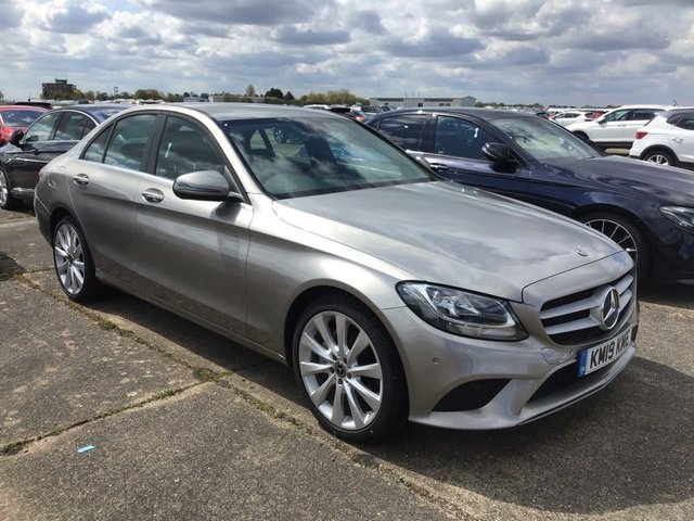 2019 19 MERCEDES-BENZ C-CLASS 2.0 C 300 D SE 4d 242 BHP ONLY 2600 MILES VAT QUALIFYING