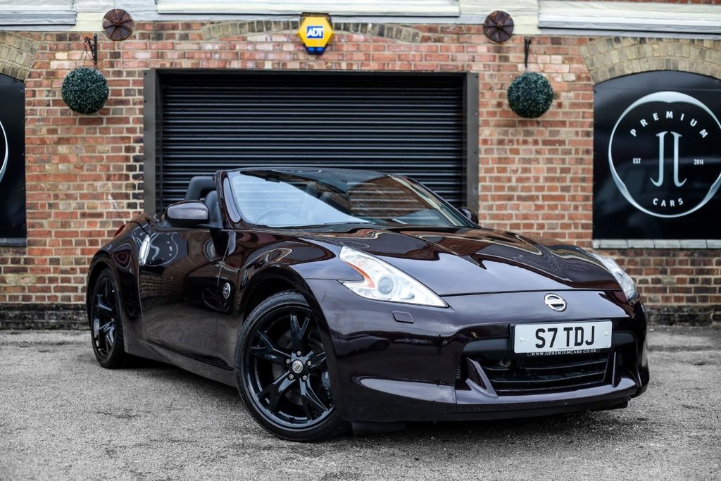 View our NISSAN 370Z