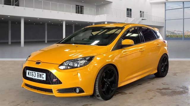 2013 63 Ford Focus 2.0 ST-3 5d 247 BHP