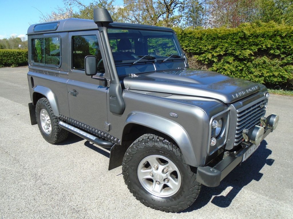 View our LAND ROVER DEFENDER
