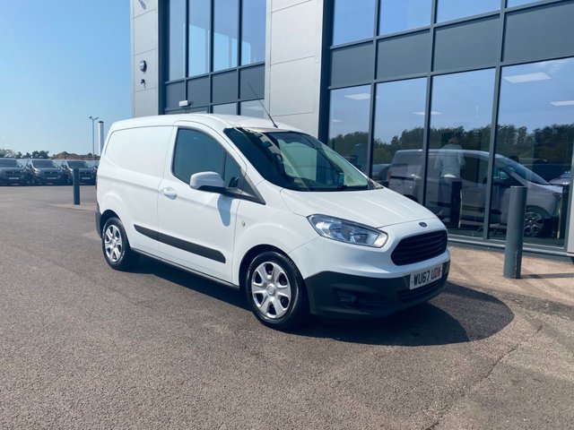 2017 67 Ford Transit Courier 1.5 TREND TDCI 100PS AIR CON EURO 6