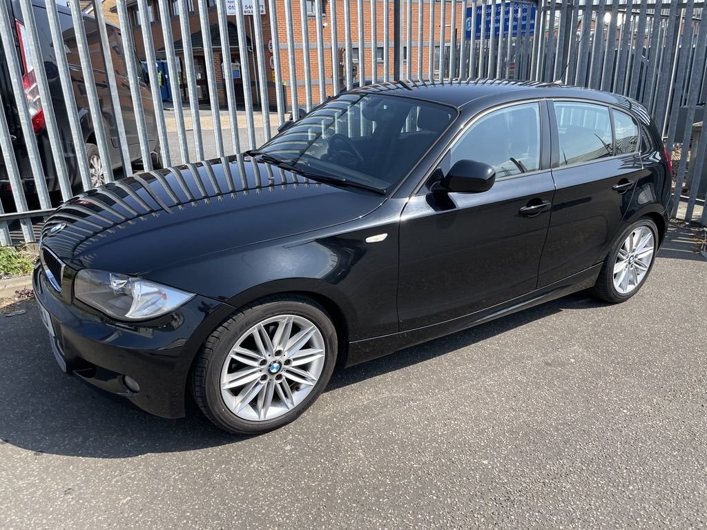 View our BMW 1 SERIES