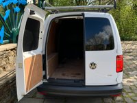 USED 2016 66 VOLKSWAGEN CADDY MAXI 2.0 C20 TDI STARTLINE 101 BHP TDi DIESEL - SERVICE HISTORY - PLY LINED - BULKHEAD - DOUBLE OPENING REAR DOORS - DOUBLE SLIDING DOORS EITHER SIDE - 1 FORMER KEEPER