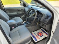 USED 2013 13 TOYOTA HI-LUX 2.5 HL2 4X4 D-4D DCB 142 BHP ** NO VAT ** NO VAT **  2 KEYS