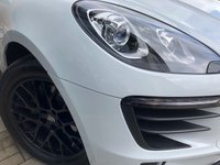 USED 2015 15 PORSCHE MACAN 2.0 PDK 5d 237 BHP OVER &pound;12500 OF OPTIONS