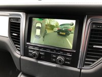 USED 2015 15 PORSCHE MACAN 2.0 PDK 5d 237 BHP OVER &pound;12500 OF OPTIONS
