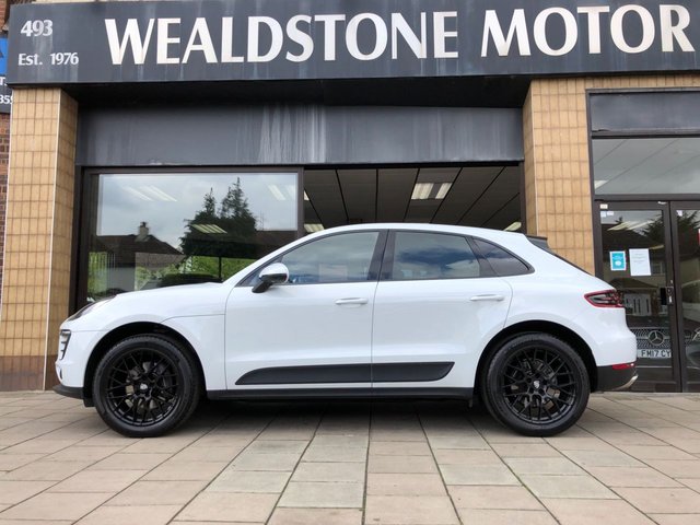 2015 15 Porsche Macan 2.0 PDK 5d 237 BHP