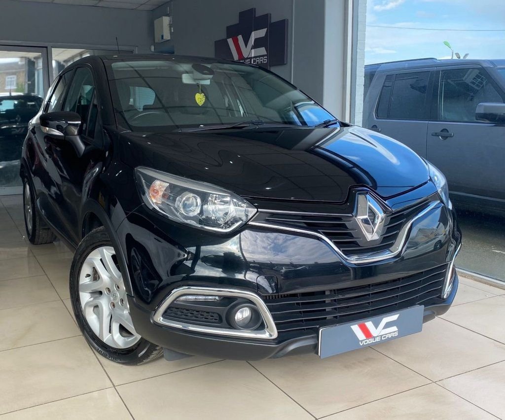 View our RENAULT CAPTUR