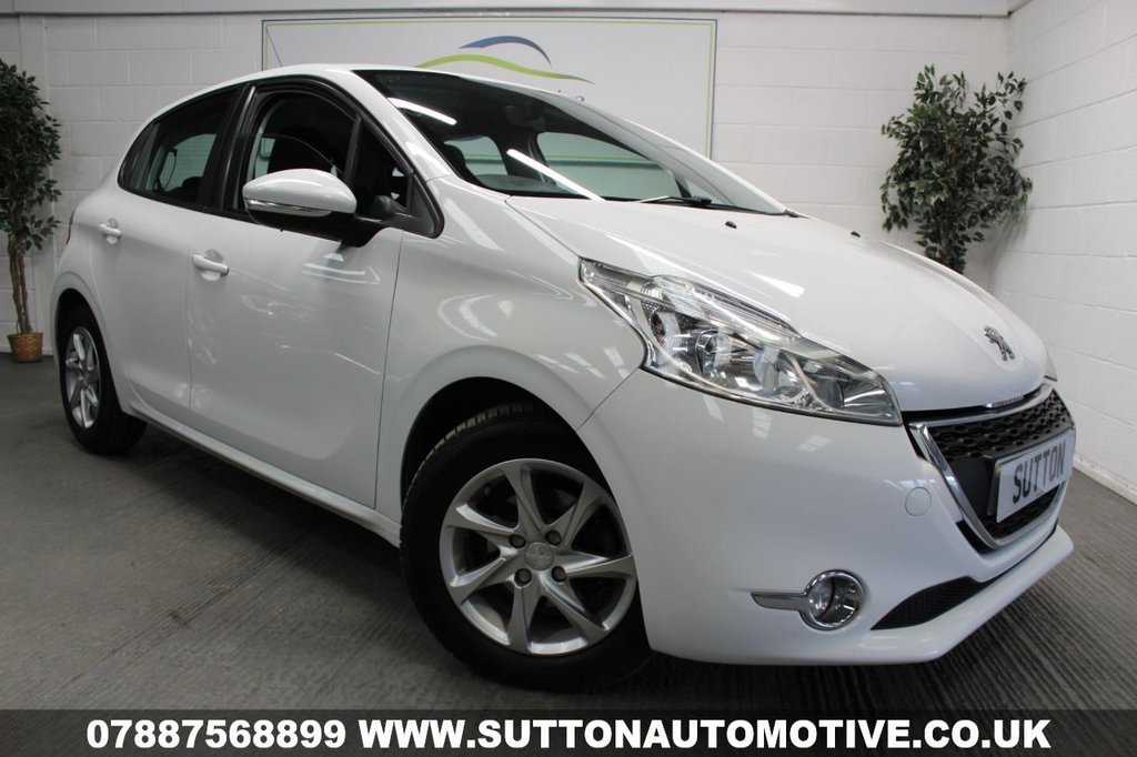 View our PEUGEOT 208