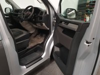 USED 2018 18 VOLKSWAGEN TRANSPORTER  VW T6 HIGHLINE BMT 150 BHP ** DAY VAN ** 5 SEATS ** 240V HOOK UP ** Day Van ** Staycation **