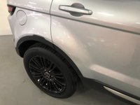 USED 2012 12 LAND ROVER RANGE ROVER EVOQUE 2.2 SD4 PRESTIGE 5d 190 BHP * PAN ROOF * CLIMATE CONTROL* MOT APRIL 2022 * 2 KEYS * 19 INCH ALLOYS * REVERSING CAMERA *