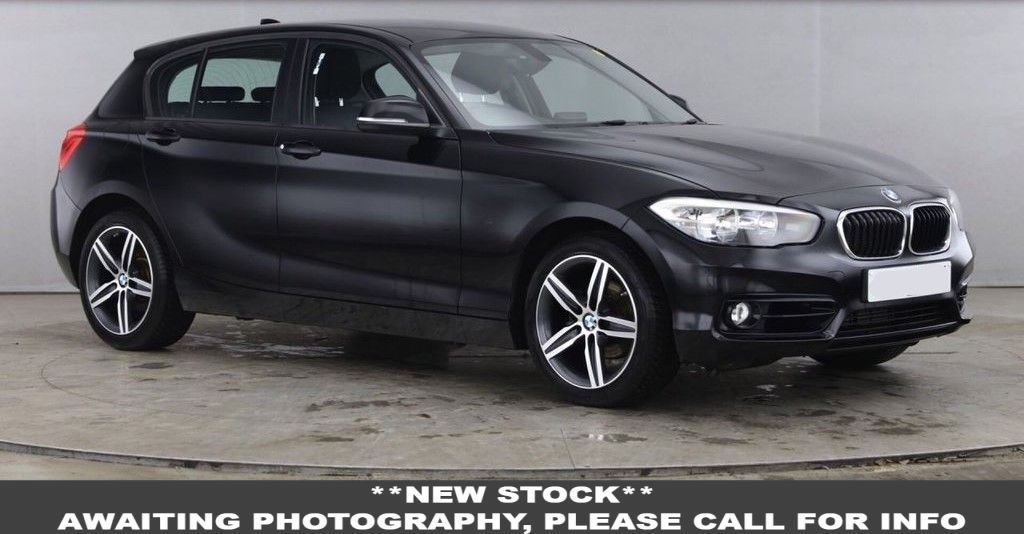 View our BMW 1 SERIES