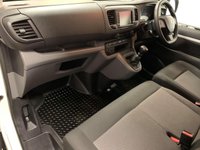 USED 2017 17 PEUGEOT EXPERT 2.0 BLUE HDI PROFESSIONAL STANDARD CRC 120 BHP 1 COMPANY OWNER, FULL MAIN DEALER SERVICE HISTORY.