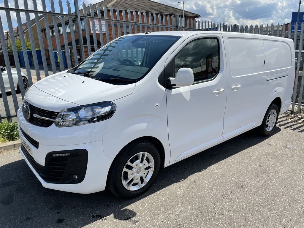 View our VAUXHALL VIVARO