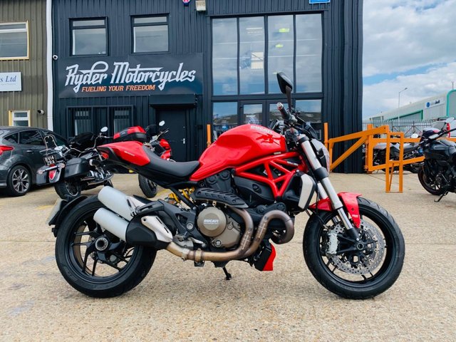 2016 16 Ducati Monster 1200 