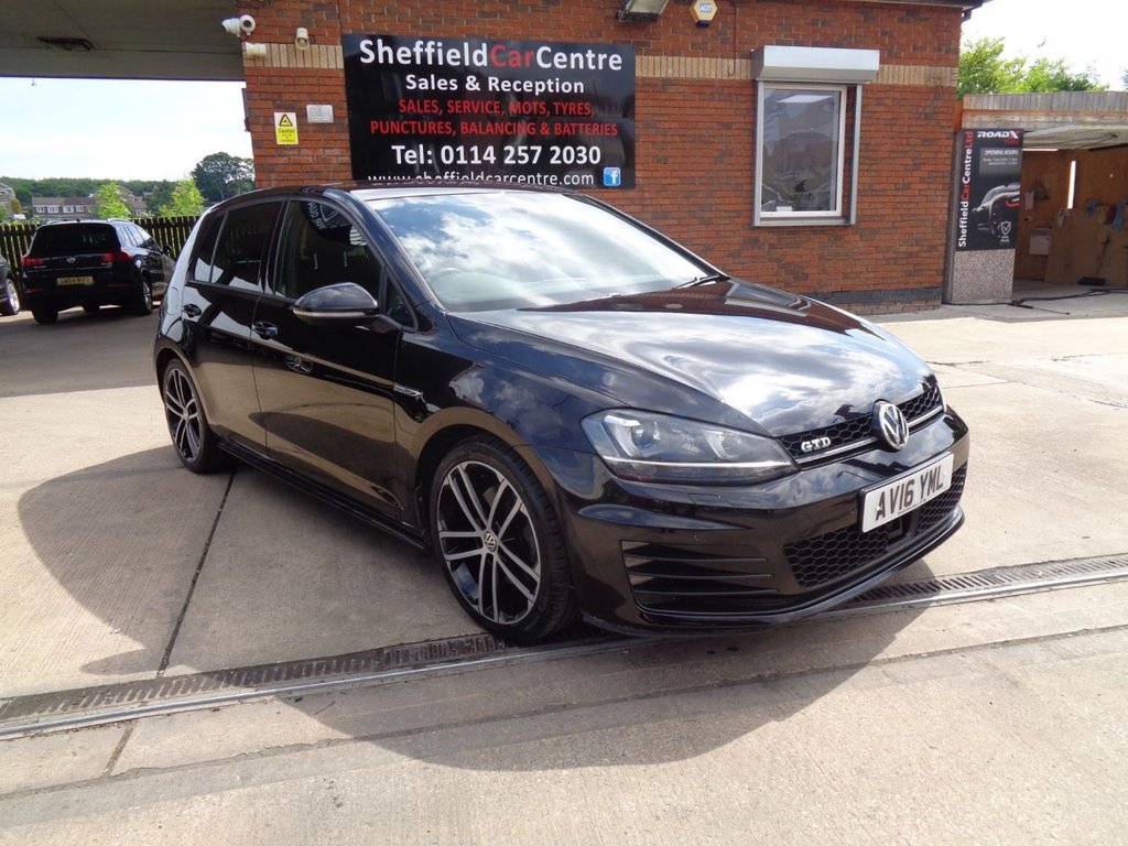 View our VOLKSWAGEN GOLF